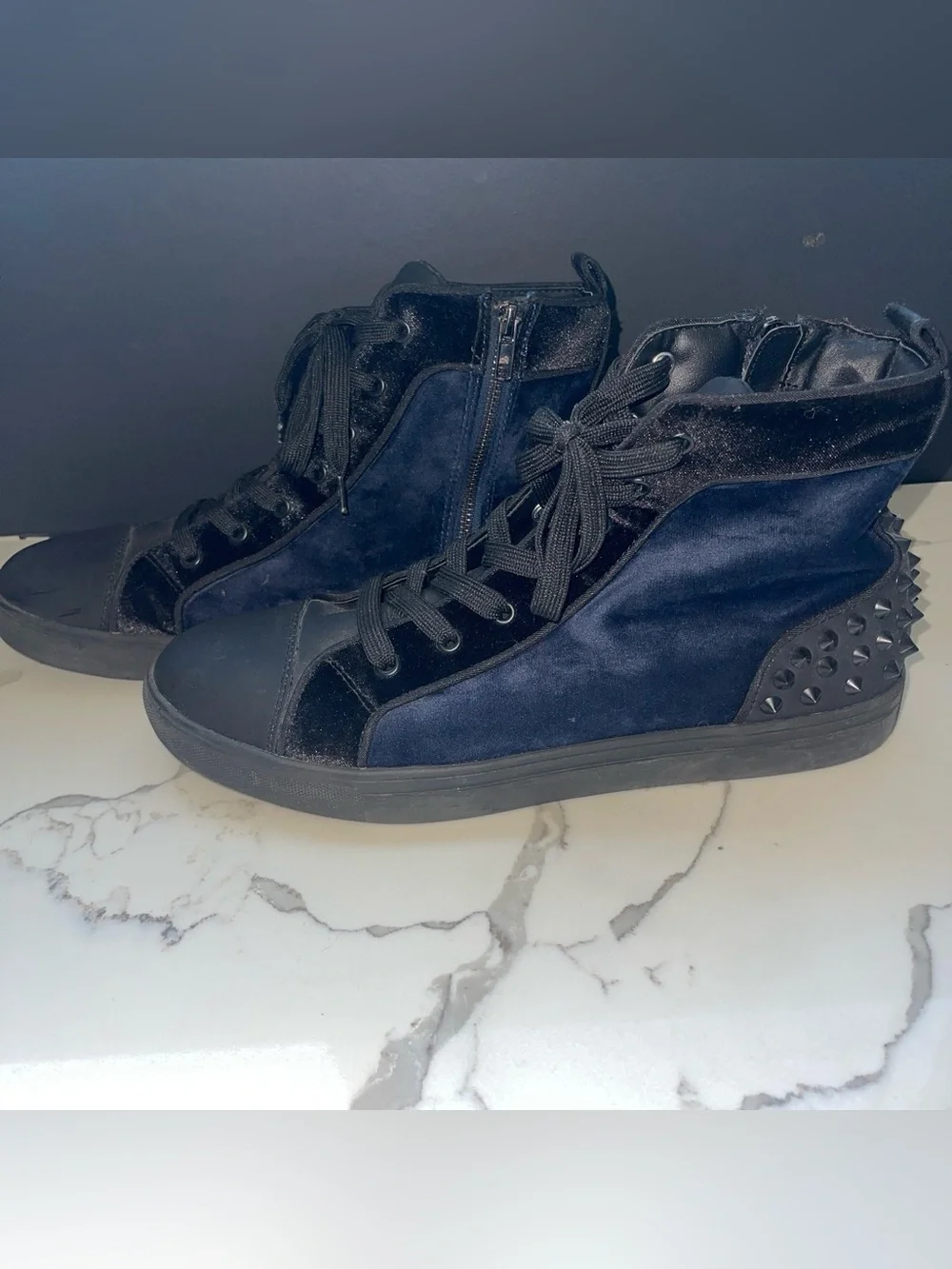 Steve Madden Navy Velvet High-Top Sneakers with Black Accents Punk Rock